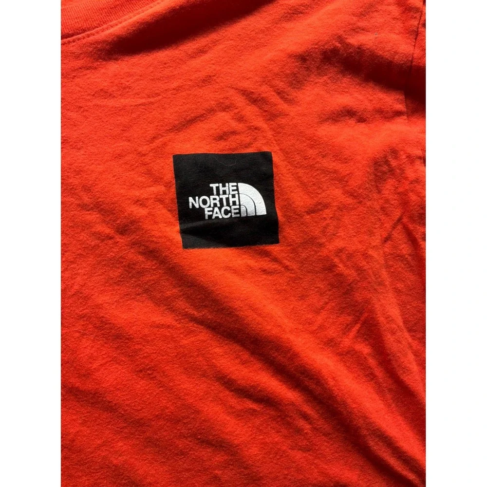 The North Face Long Sleeve T-Shirt Mens M‎ Orange Red Box Logo NF0A3L3E